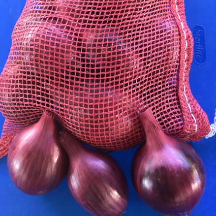 PGF Onions, Red, cured, #3 bag